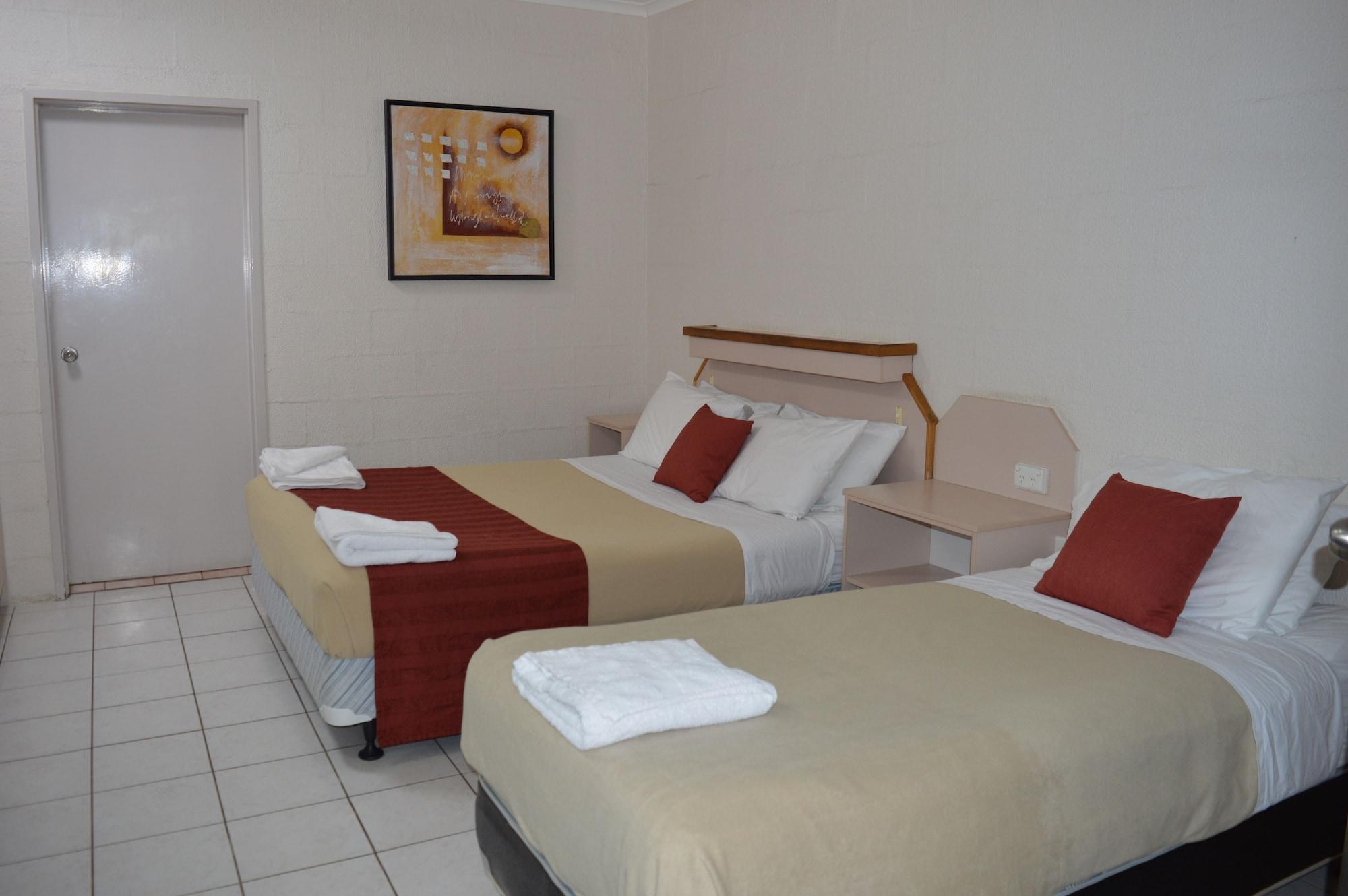 Mid City Motor Inn Gladstone Extérieur photo
